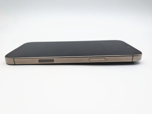 ■美品■Apple■iPhone 16 Pro Max■256GB■バッテリー93％■SIMフリー■ナチュラルチタニウム■19万■mkt14k