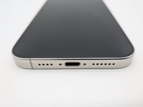 ■美品■Apple■iPhone 16 Pro Max■256GB■バッテリー93％■SIMフリー■ホワイトチタニウム■19万■mkt24m